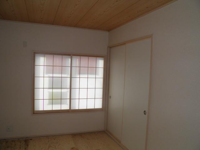 Non-living room. Building 2 room (December 2013) Shooting