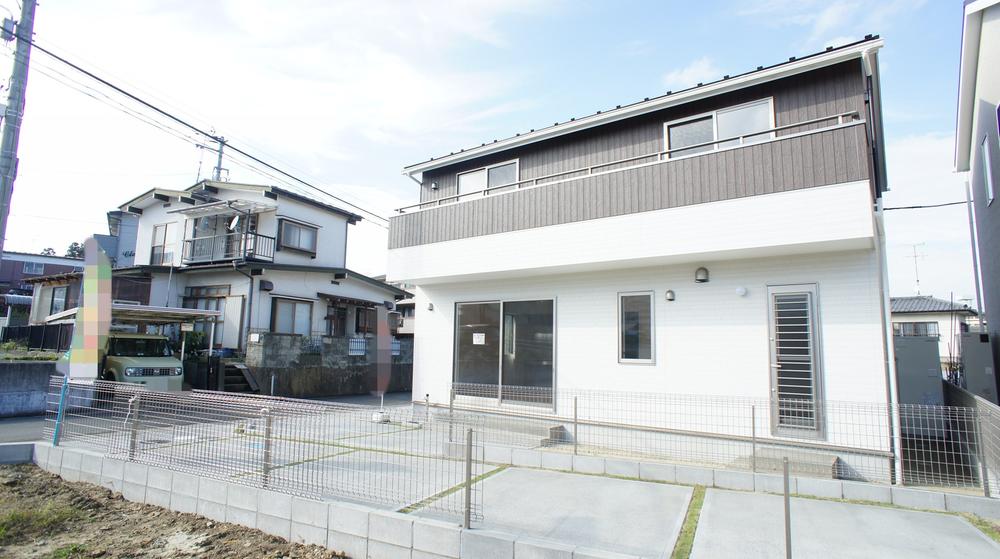 Local appearance photo