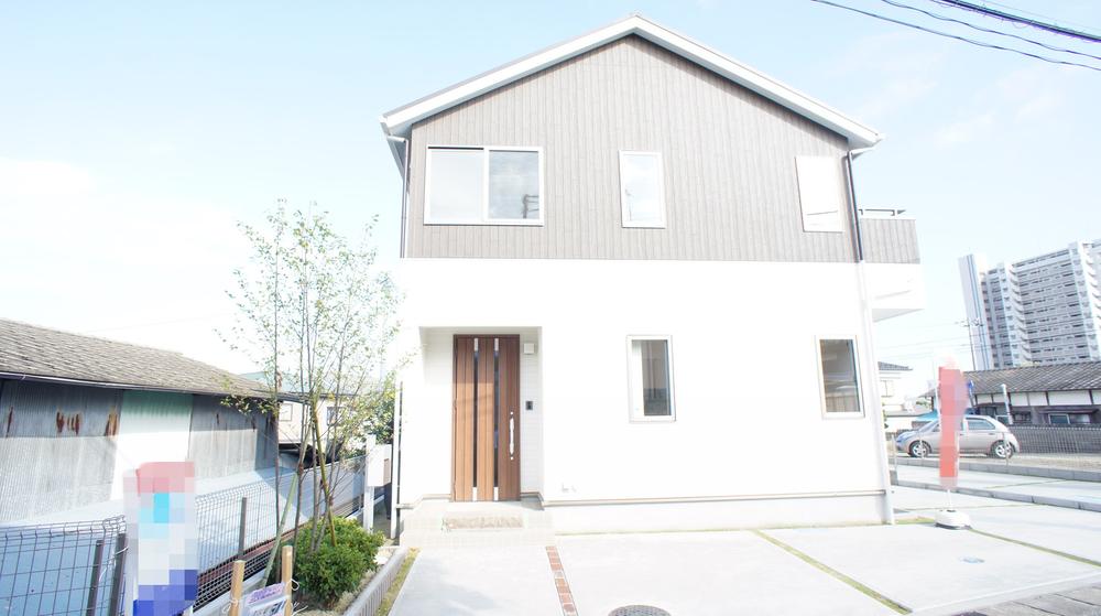 Local photos, including front road