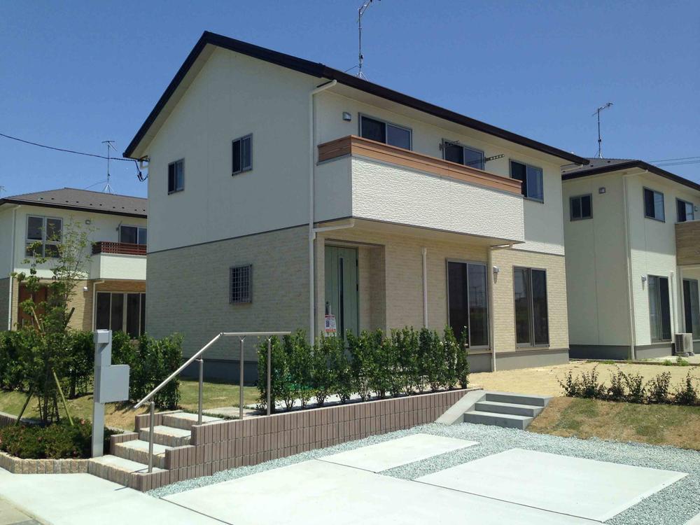 Local appearance photo. Toyota's tree house, Toyota Wood U Home!