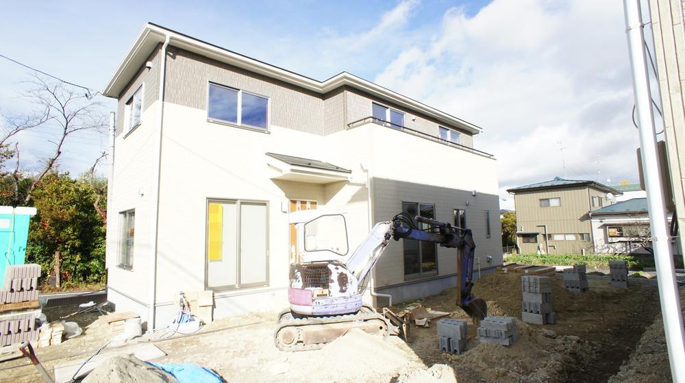 Local appearance photo