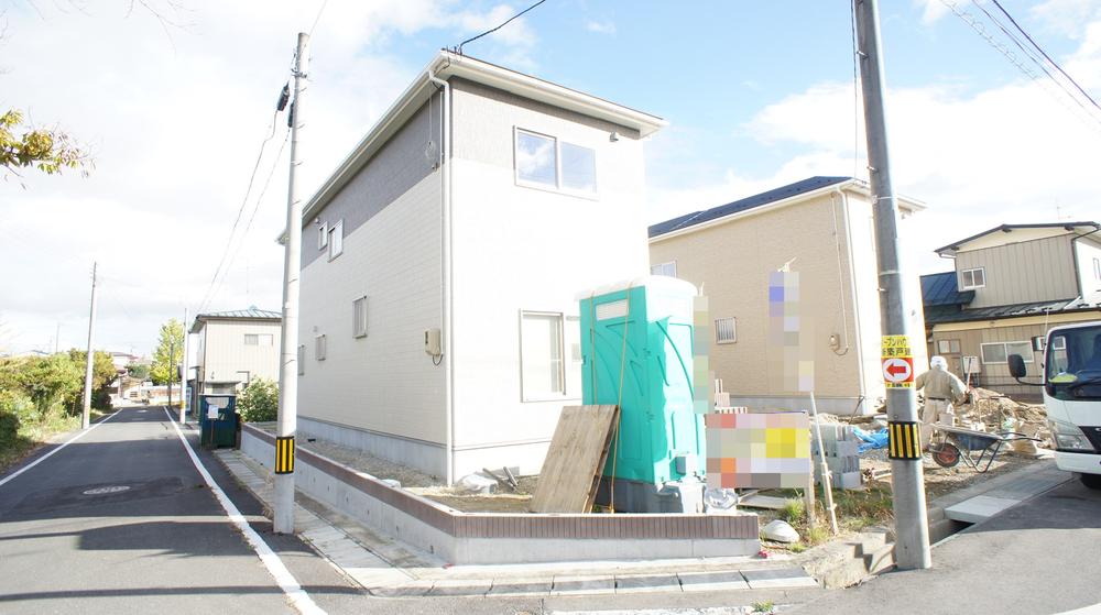 Local photos, including front road