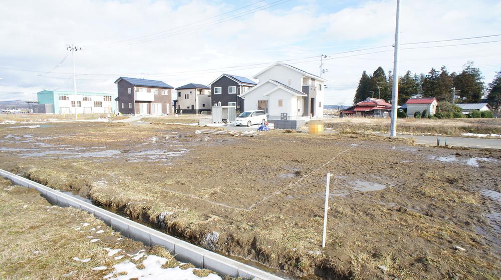 Local appearance photo