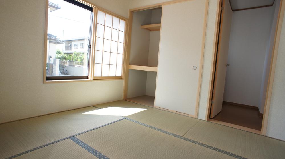 Non-living room. Same specifications Photos