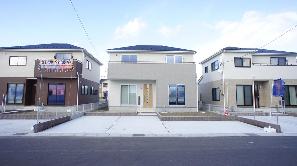 Local photos, including front road