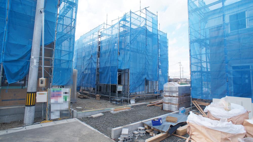 Local photos, including front road