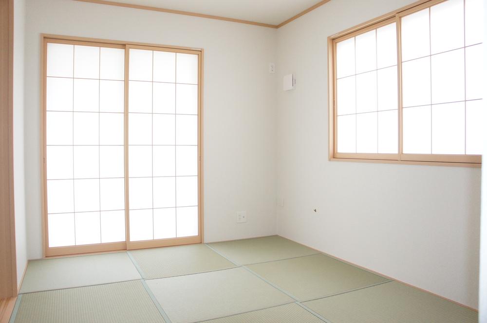 Non-living room. Same specification example