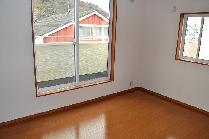 Other introspection. Same specifications Second floor room