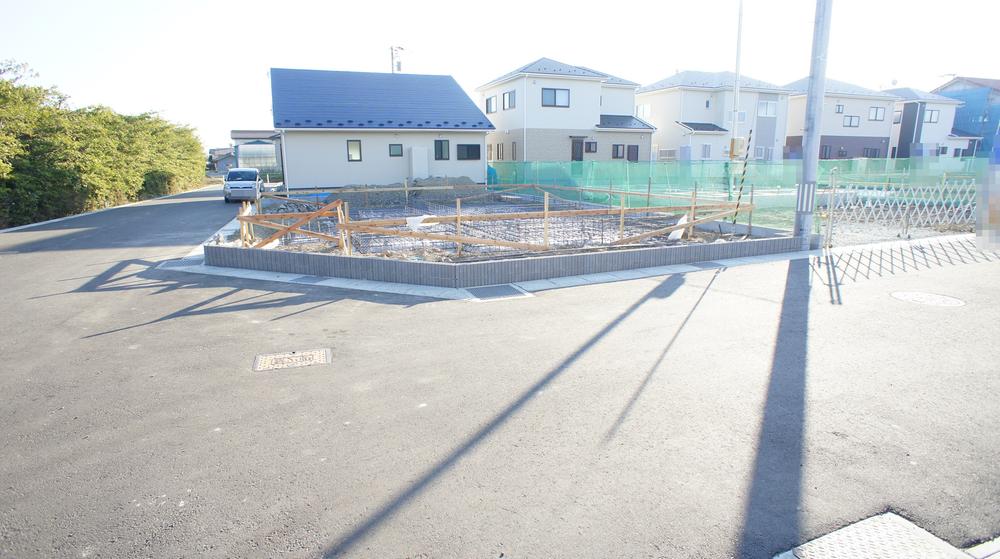 Local photos, including front road