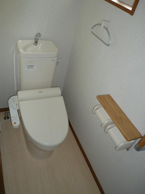 Toilet. 1, 2 Kaitomo Washlet ☆ Adopted anti-condensation toilet ☆