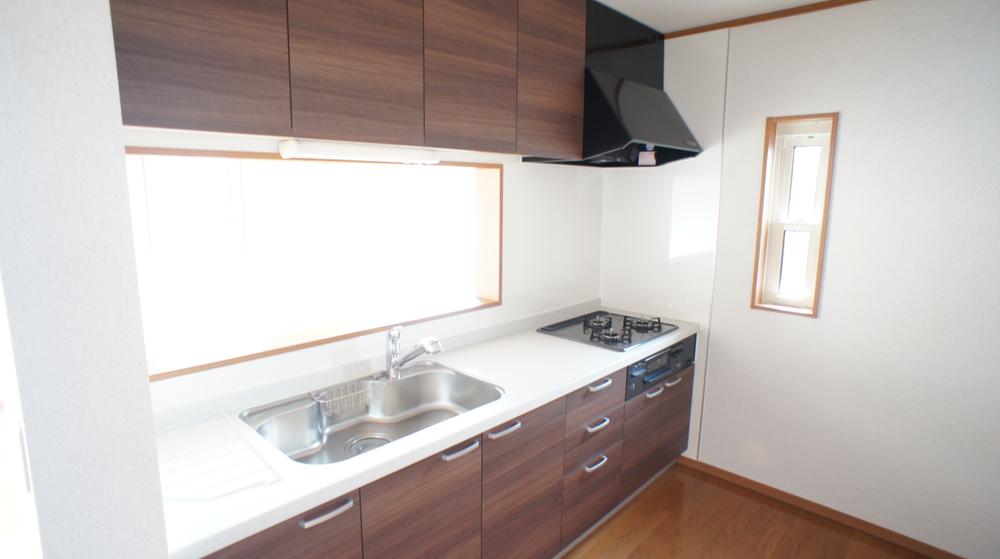 Same specifications photo (kitchen)