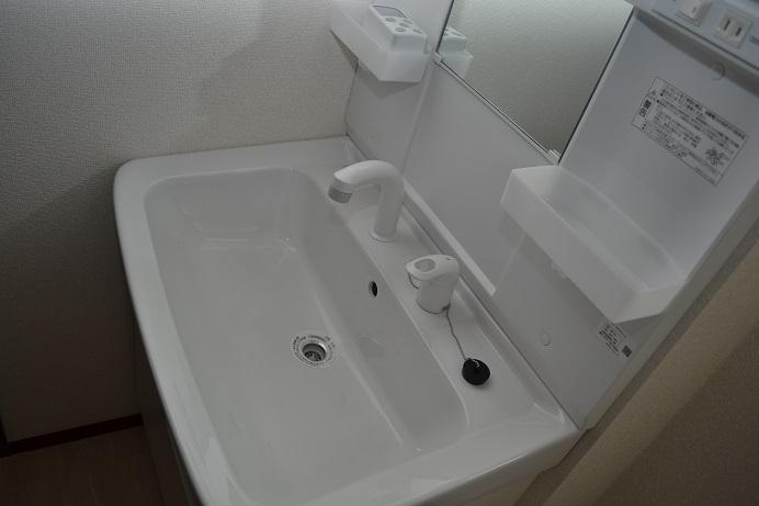 Wash basin, toilet. Same specifications