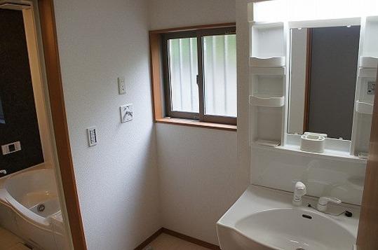 Same specifications photos (Other introspection). Building construction cases (same specification washroom of the construction company)