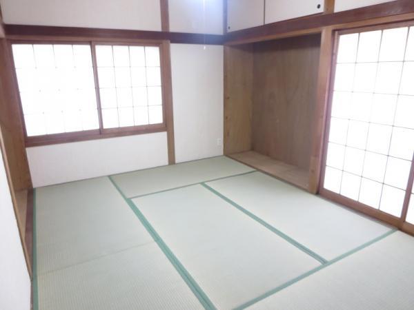 Non-living room. Tatami Japanese-style is already Omotegae ☆ Moments of relaxation