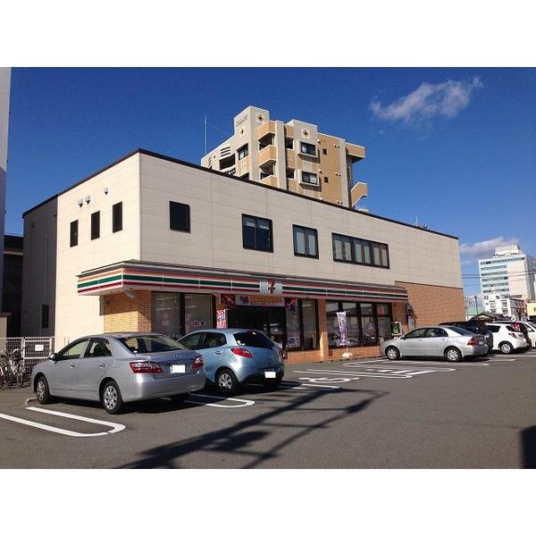 Convenience store. Seven-Eleven to Miyazaki Hiroshima 2-chome 58m Seven-Eleven Hiroshima 2-chome