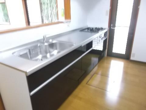 Kitchen. Eidai system Kitchen newly established