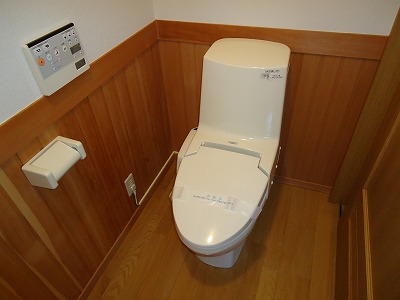 Toilet