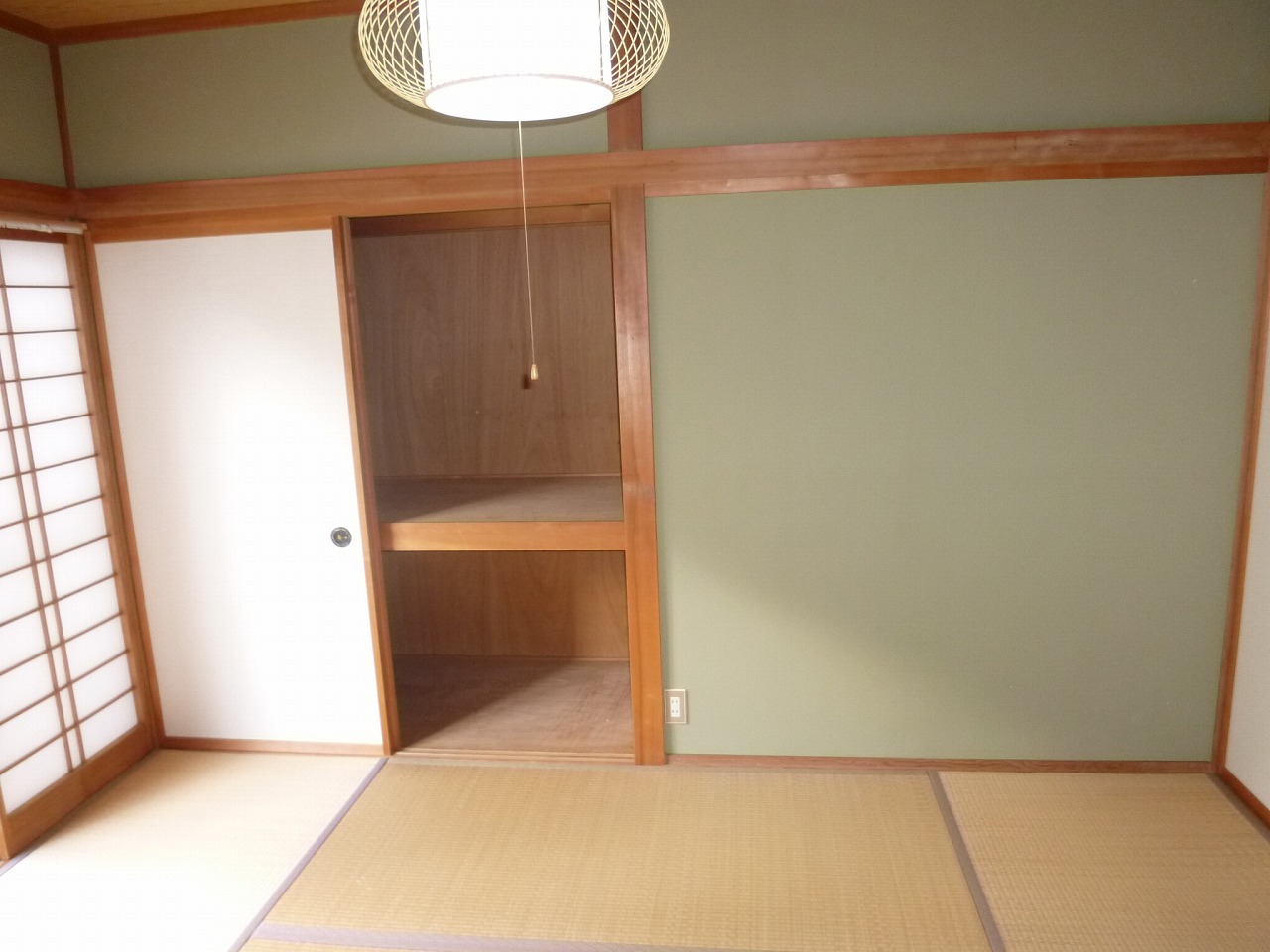Living and room.  ※ It is a photograph of the outbuilding
