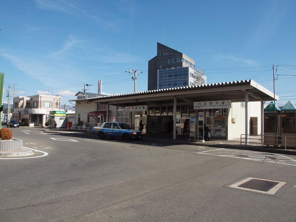 station. To Ina-shi Station 2000m JR Iida Ina Station