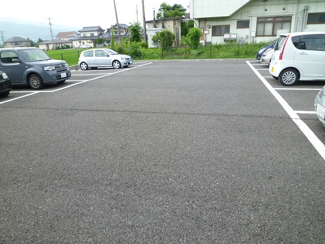 Parking lot