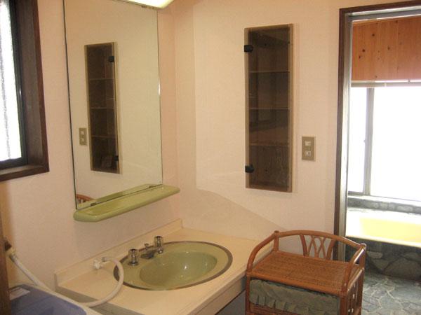 Wash basin, toilet. Washroom. It is clean impression. Come and check your goodness of state.