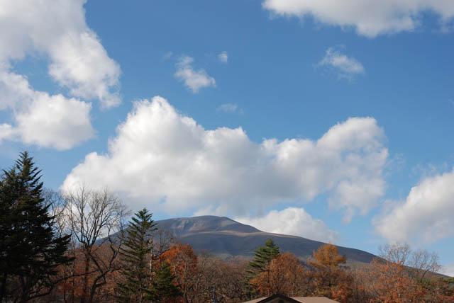 View photos from the local. Mount Asama (desire than adjacent land)