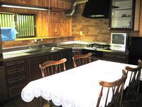 Kitchen. Dirt easy part of the kitchen is clean is easy because it has become a tiled.