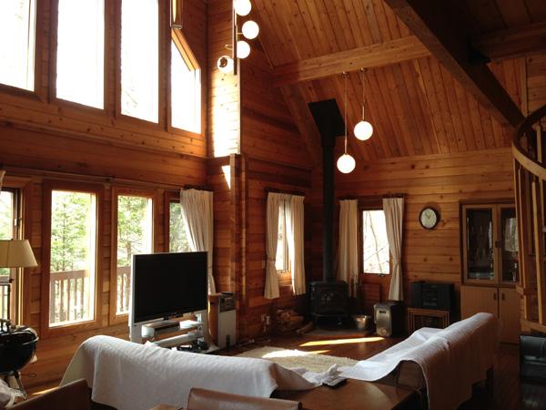Living. With a wood-burning stove, Wide floor plan of the log house in 3LDK!