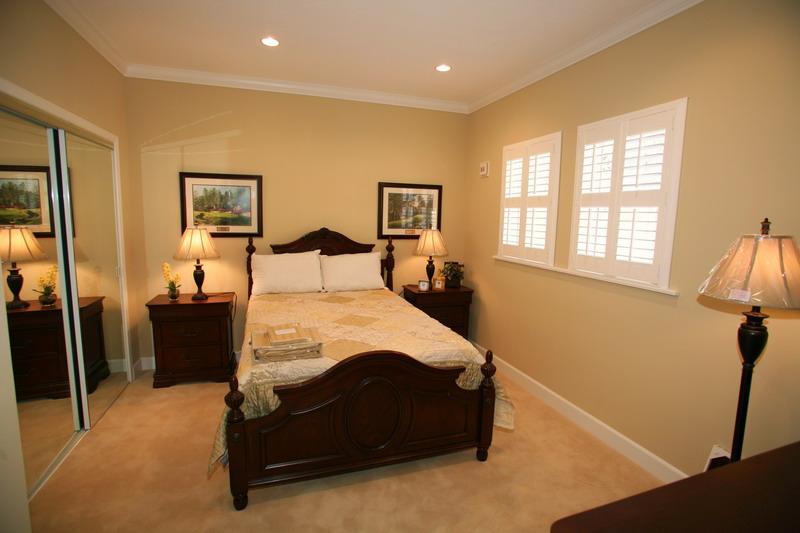 Non-living room. Bedroom for guests