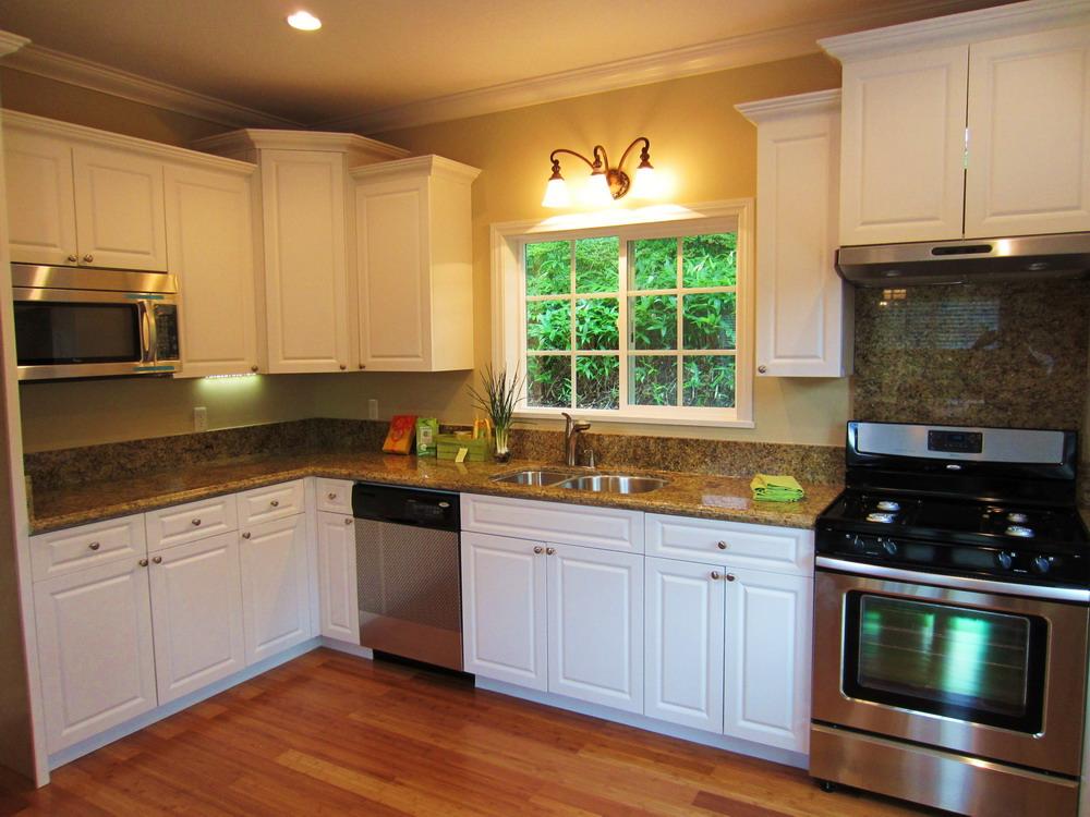 Kitchen. Built-in cabinet storage enhancement, Gas oven range, Built-in the dishwasher, The top plate granite luxury specification