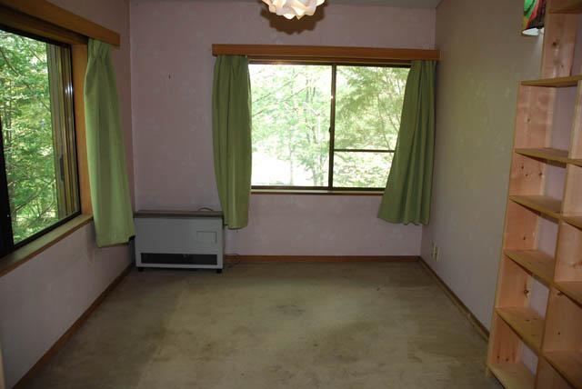 Non-living room