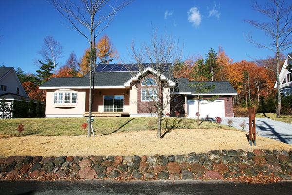 Local appearance photo. It was finally completed in the autumn leaves!