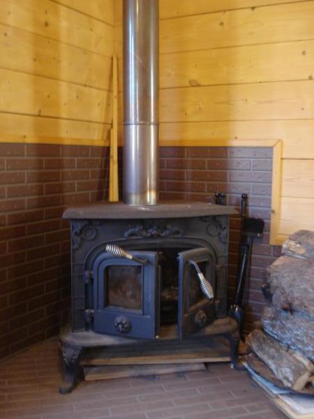 Other. Fine wood-burning stove is already installed. Please be healed in the swaying flame.
