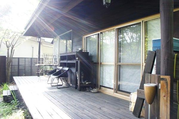 Balcony. Please enjoy the Karuizawa while soaking up the sunshine on the deck part of a covered.