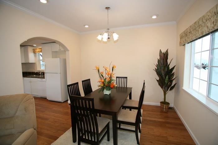 View photos from the dwelling unit. Dining room of the living and the adjacent alignment. Dining table set, Lighting fixtures and other equipment already.  . 