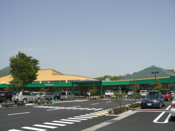 Supermarket. Tsuruya until Miyota shop 2351m