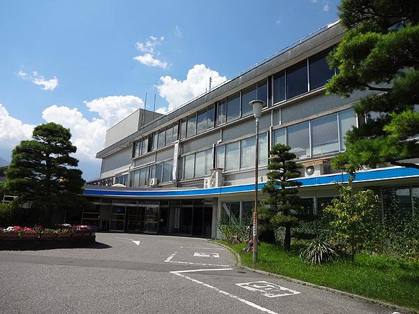 Government office. Komagane 2615m to city hall