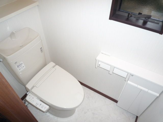 Toilet