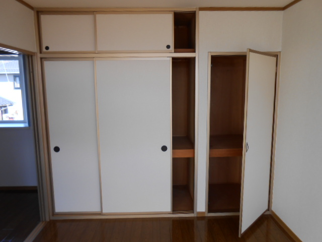 Receipt. Bedroom inside the storage (closet ・ 1.5 between min)