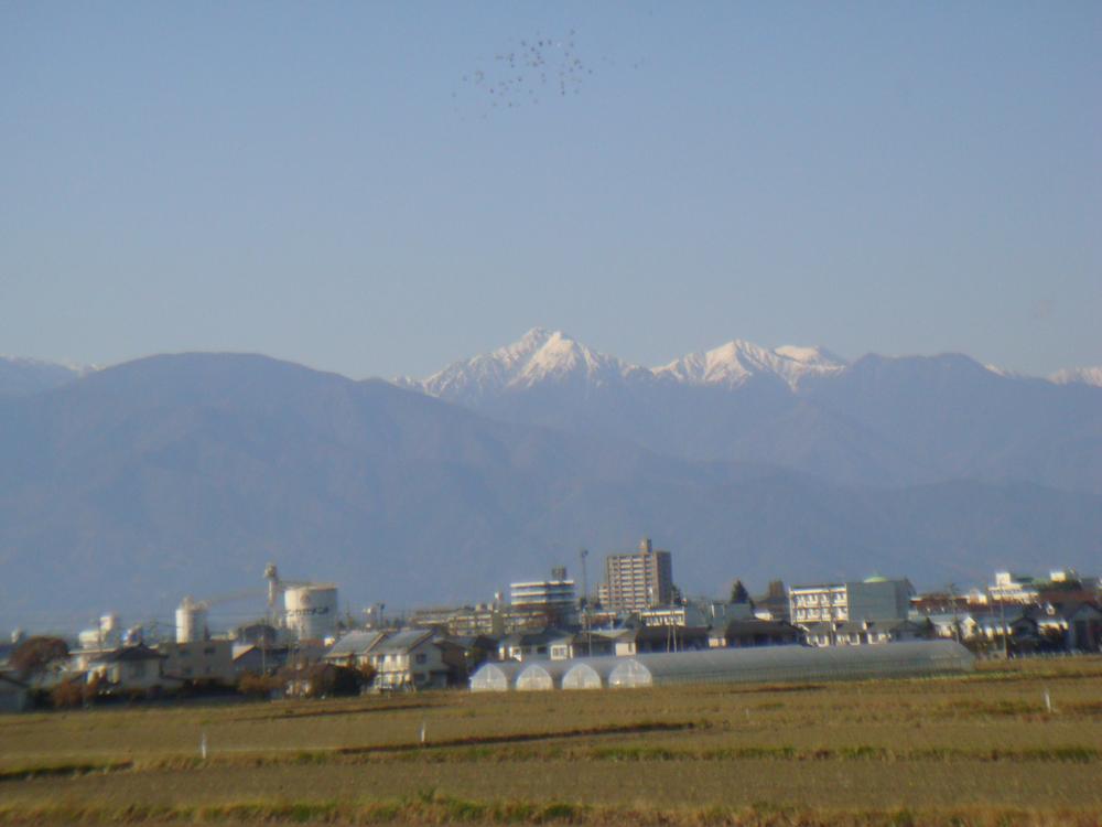 Other Environmental Photo.  ◆ Countryside spread on the east side of the subdivision is, Perfect for a walk course ◆ The weather is nice majestic Northern Alps looks ◆ 