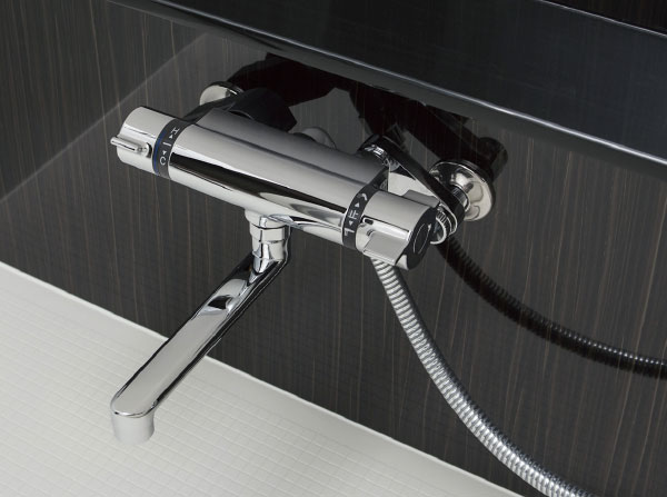 Bathing-wash room.  [Metal Thermo faucet] Adopt a metal thermo-faucet to keep the temperature change to a minimum. Also, Also it comes with high-temperature hot water discharge prevention function of burn prevention.