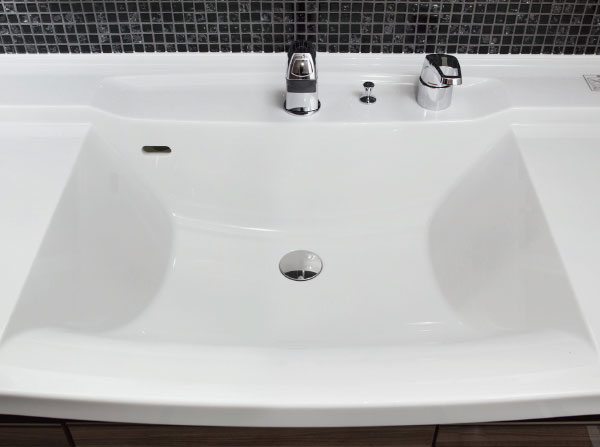Bathing-wash room.  [Bowl-integrated counter] There is no seam, Care is simple bowl with a built-in. Clean design will produce a high-quality atmosphere.