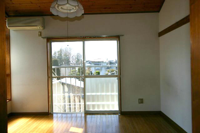 Living and room. Warm bright, large windows