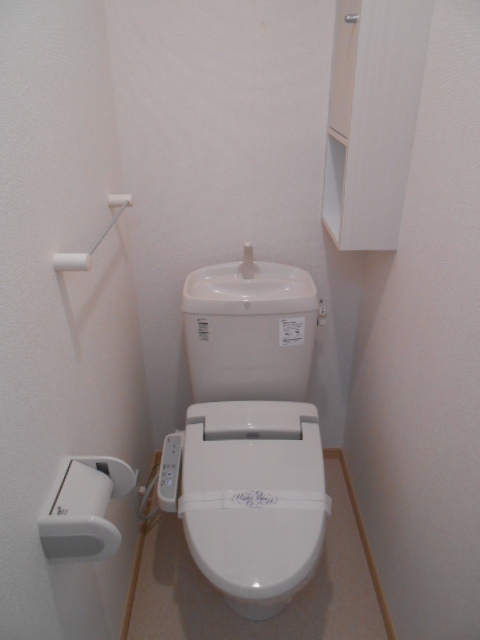 Toilet. Washlet equipped ・ There accessory storage