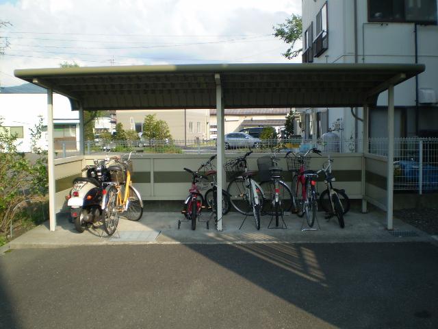 Other common areas. Bicycle parking lot (shared) equipped