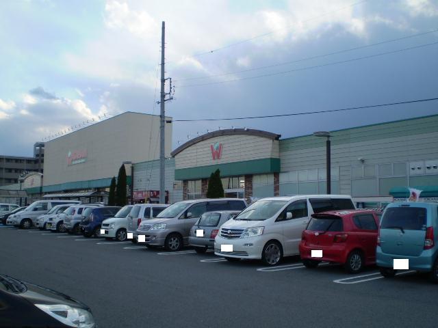 Supermarket. 1379m to cotton and a half supercenters Matsumoto Yoshikawa store (Super)