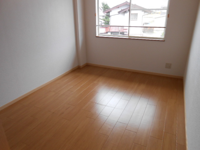 Other room space. South room (southeast side) ・ 6.0 tatami