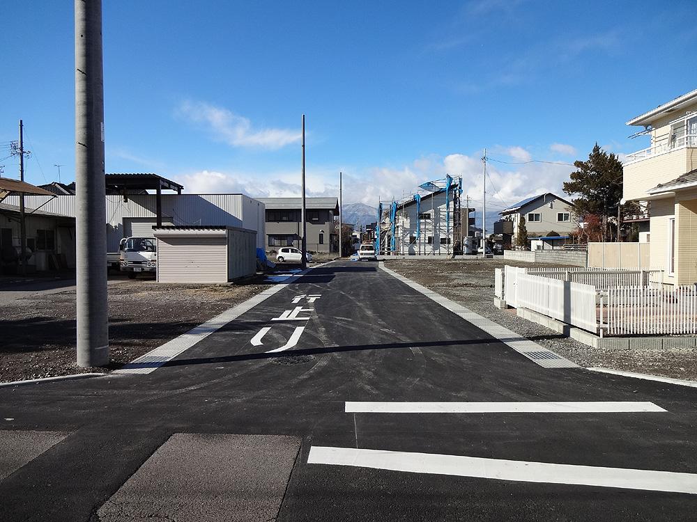 Sale already cityscape photo. Appearance of this subdivision entrance from Matsumoto road. 