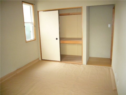 Balcony. Japanese-style room is also one room. I will calm.