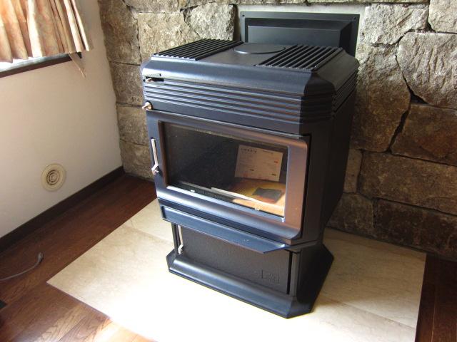 Other Equipment. Norwegian Jøtul manufactured by wood stove (alpha)